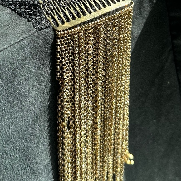 Chanel Hair Comb -Gold - Picture 3 of 4